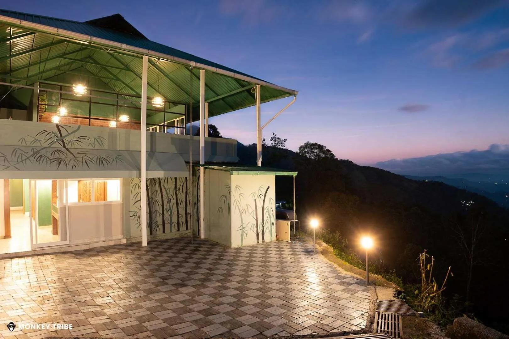Hostel Monkey Tribe Munnar